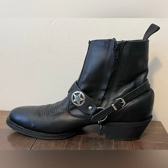 Laredo Black Leather Harness Chain Boots Mens size 11 D - Picture 4 of 12